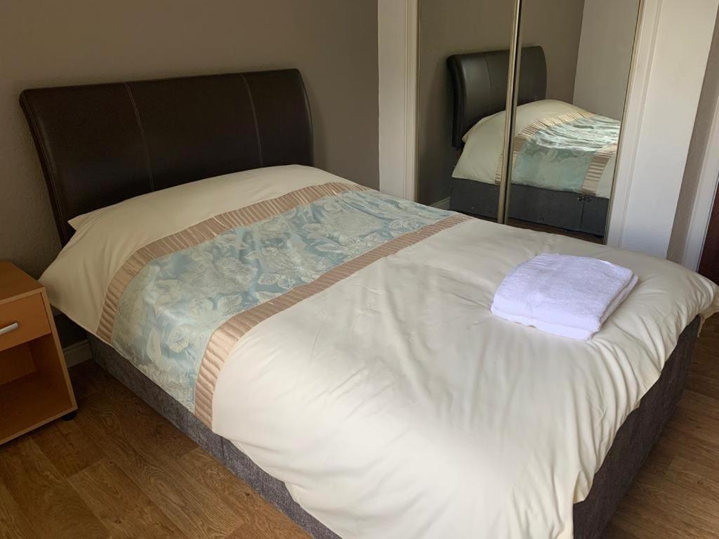 2 Bedroom Central Apartment 에든버러 외부 사진